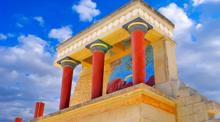 Exploring Knossos